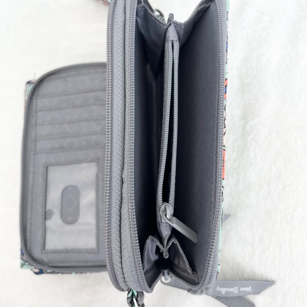Vera Bradley RFID Wallet - Picture 3 of 4